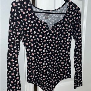 PINK Victoria's Secret Black and Pink Fitted Long Sleeve Blouse